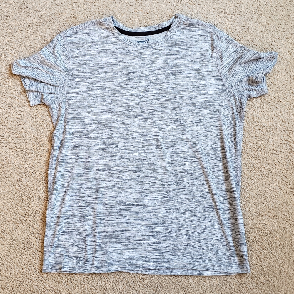 Boys Old Navy Breathe On Tee- Size XL